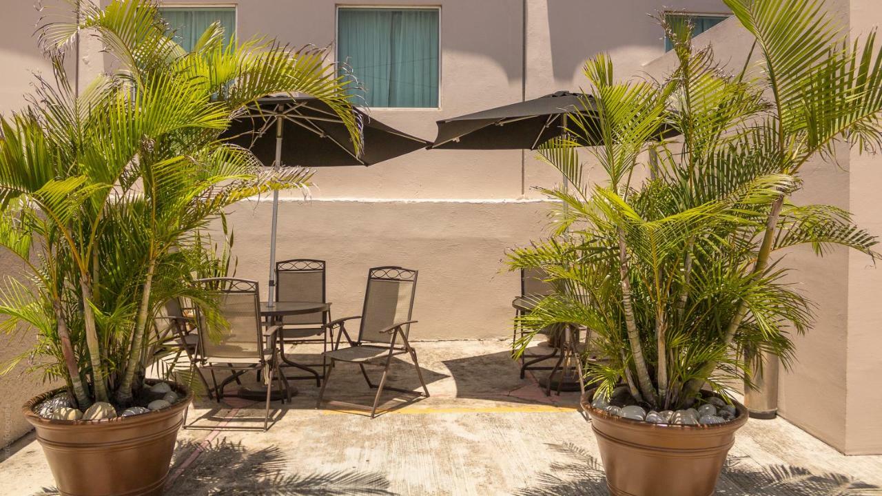 Bonitto Inn Tampico Aeropuerto Экстерьер фото